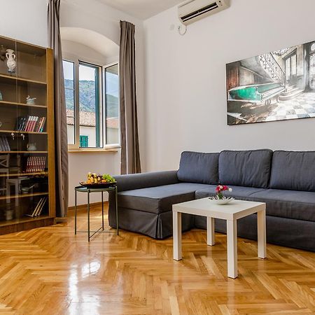 Old Town Clock Tower Apartment Kotor Ngoại thất bức ảnh